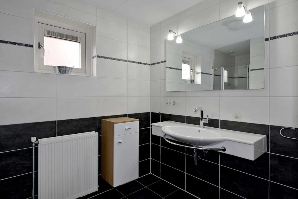 Foto 6, badkamer begane grond.jpg