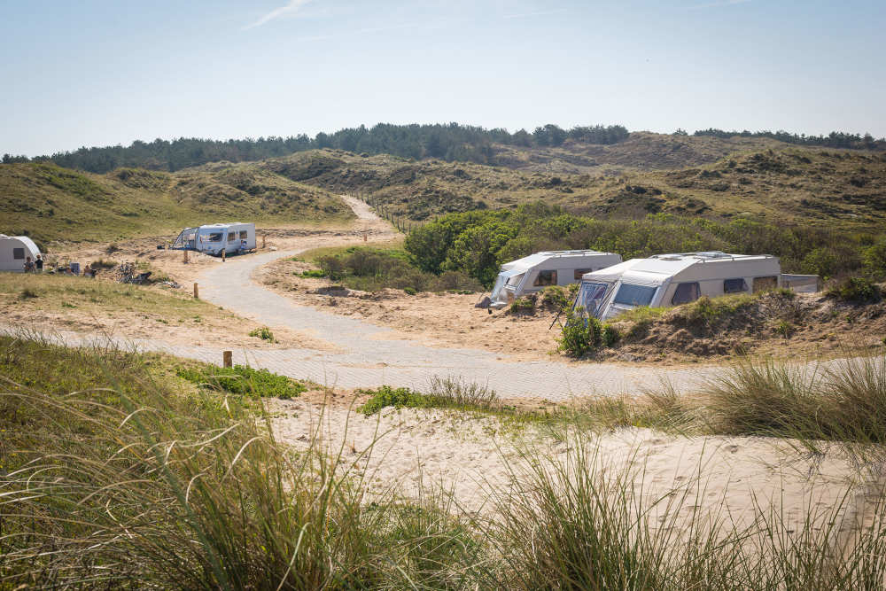 Einen Saisonplatz auf Texel finden Sie bei De Krim Texel Camping Kogerstrand auf Texel | Camping direkt nemen Strand