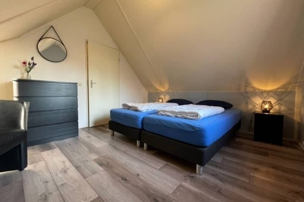 Slaapkamer boven 1