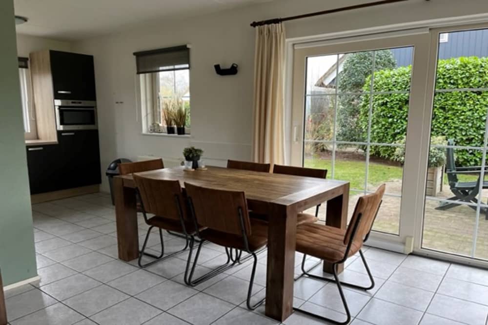 Eetkamer-nieuwe-juist-formaat