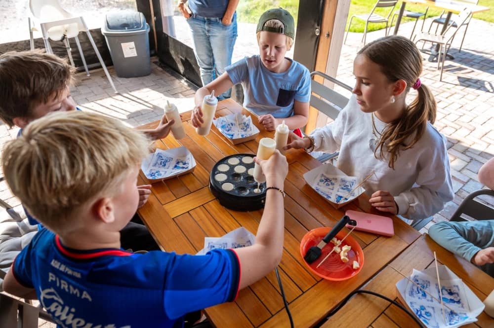 FarmCamps Kooij Hoeve Zuid-Holland boerin op s