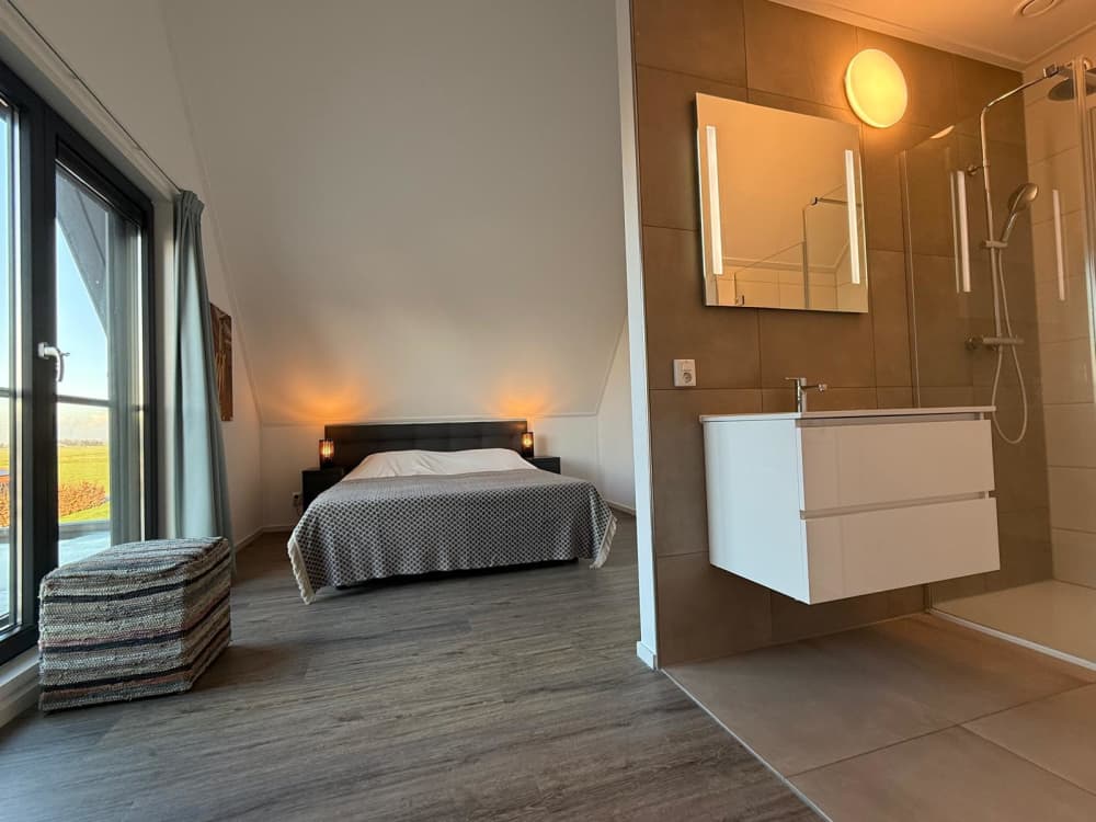 ddbc1649-f383-4259-9ee6-e133b85fd11c