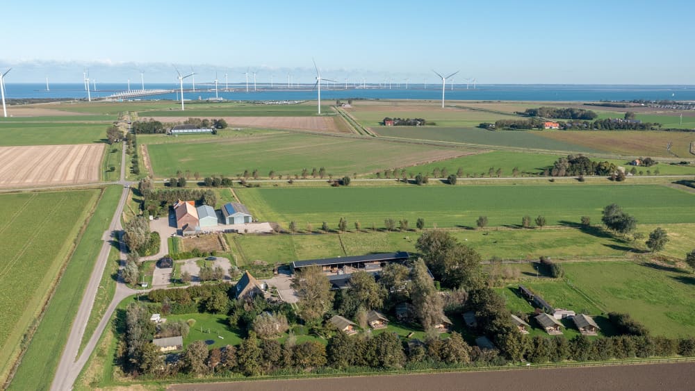 FarmCamps Five Star Zeeland drone foto boerder