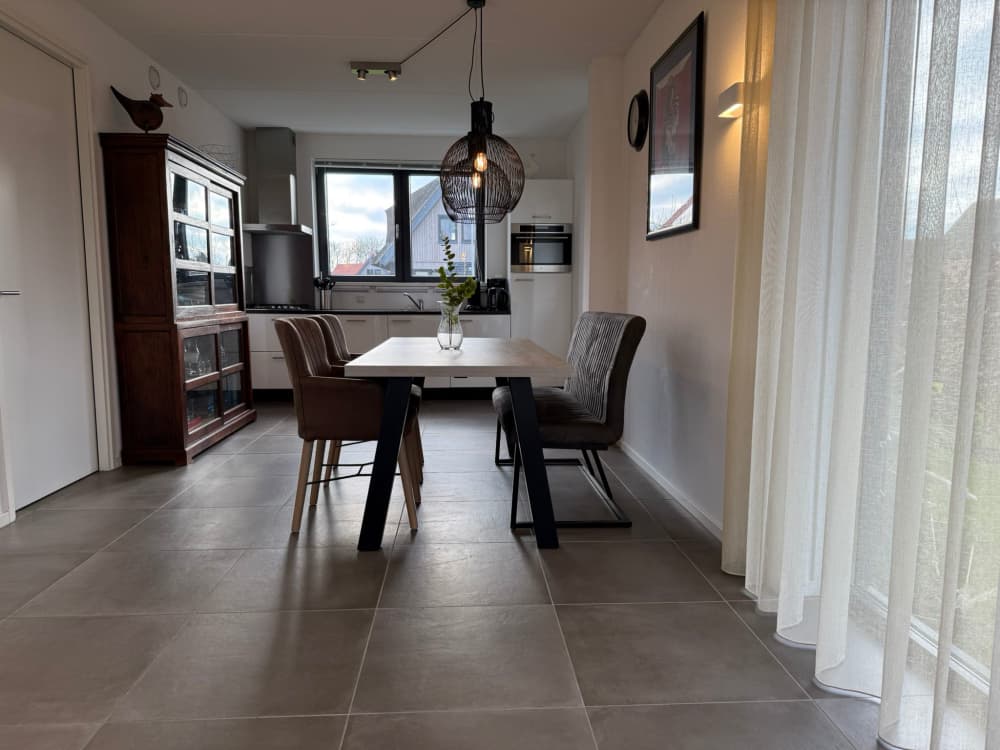 9d9a90b0-9694-451d-a310-d0c42b780336