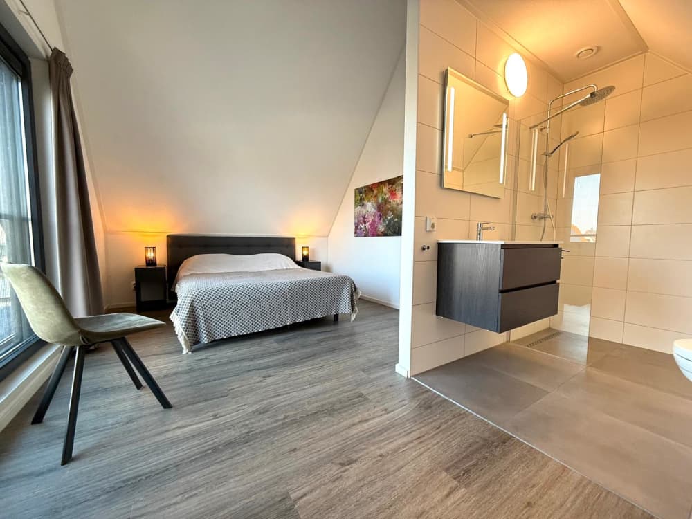 d73990ac-ba25-4c52-ac20-0cecedea0acc