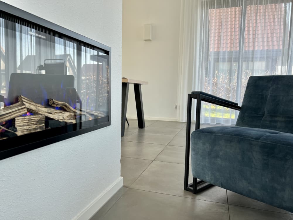 5A90A9A9-EA31-4AB4-B195-33E7DC567E9D