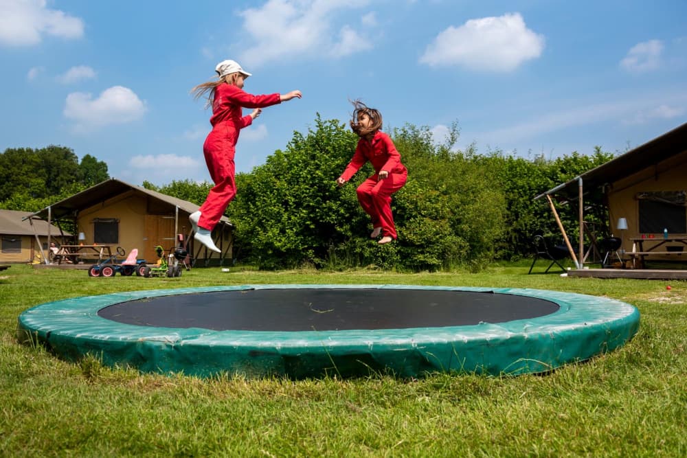 FarmCamps Den Branderhorst Gelderland trampoli