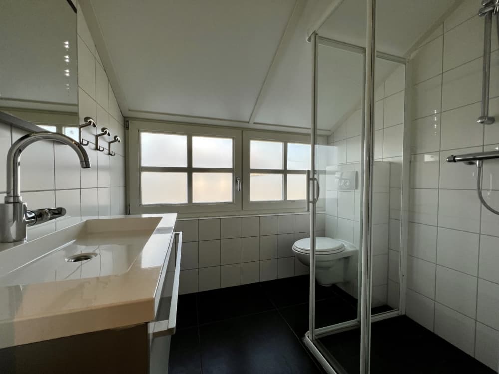 4F5F48F2-02A2-4F39-8C2C-4B2DB625C117