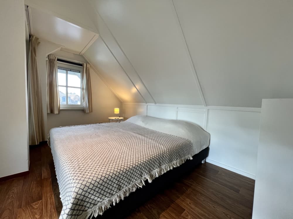 CA2648C3-8DE8-46FE-A424-4788825AA285