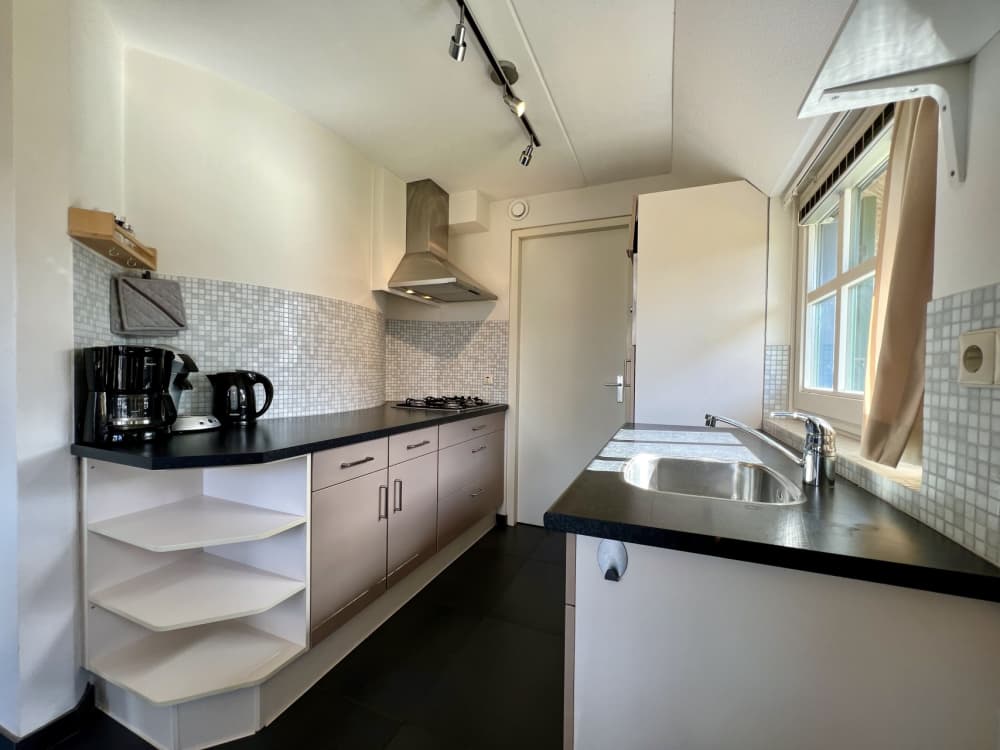 7DCAC8BA-3E5B-4FFF-8312-F8C06D45F4A4