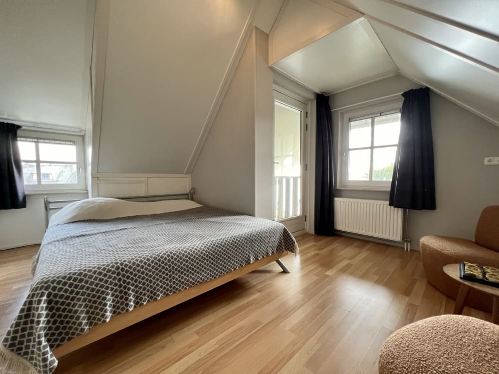 3E6CF74B-BC71-497D-B545-4930F898304C