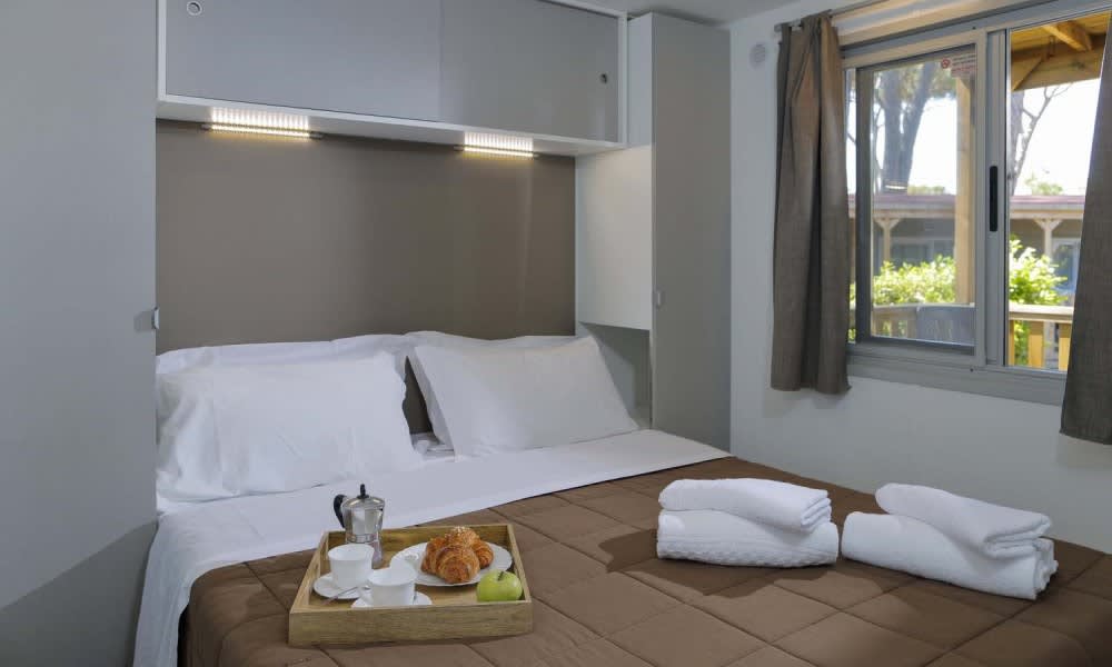 1000x600-crop-90-leonardo plus mobile home camera