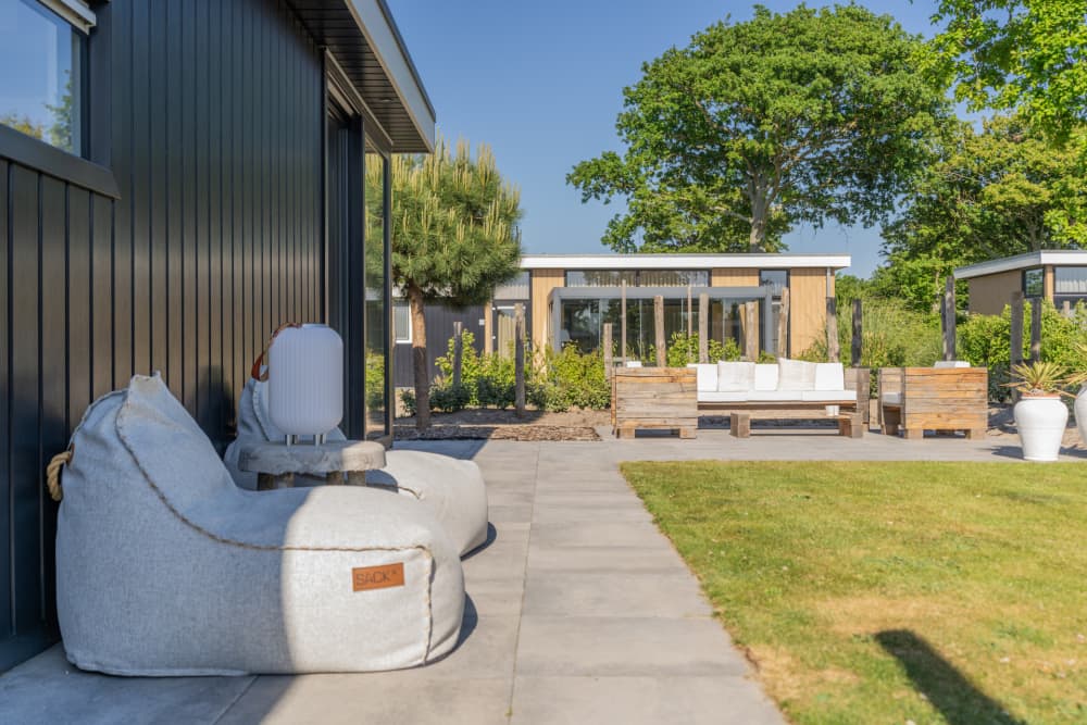 Foto 19, tuin met terras