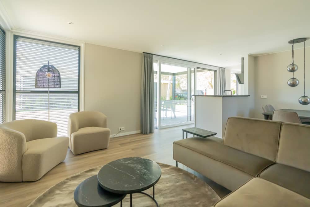 Foto 3, woonkamer II