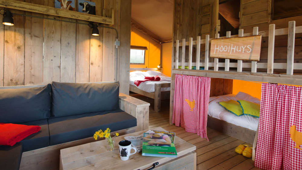 widget-image.fallbackAltText Farmcamps Website