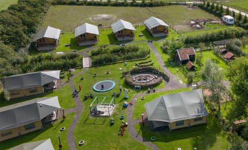 FarmCamps De Bonte Fries Friesland Donefoto te