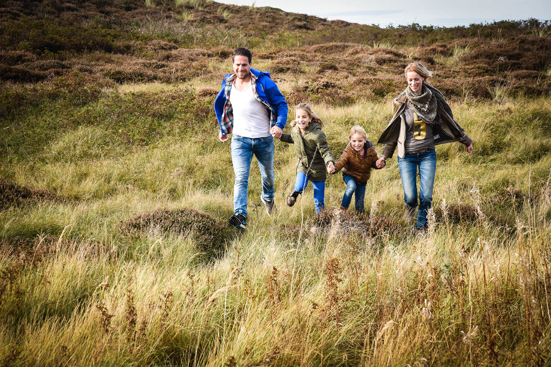 Gezin in de duinen