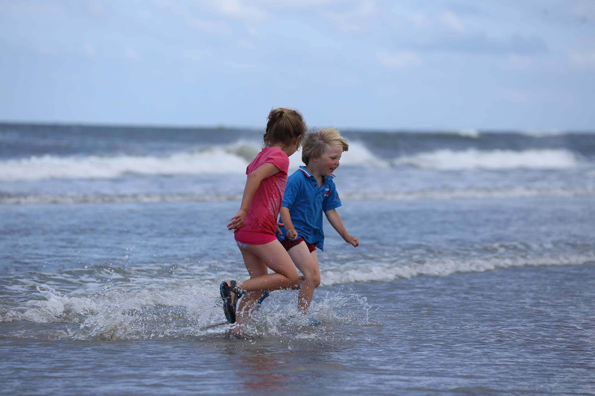 Spielen im meer