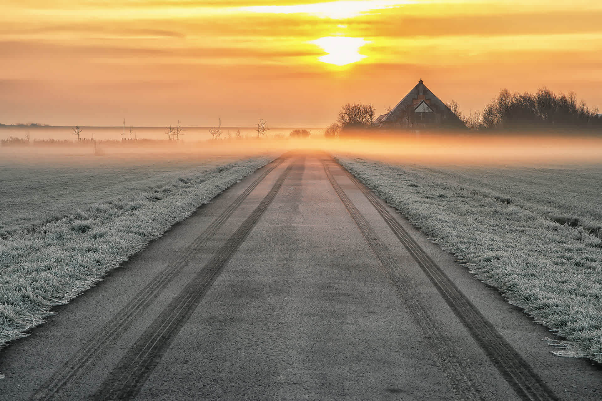 Winterse zonsondergang