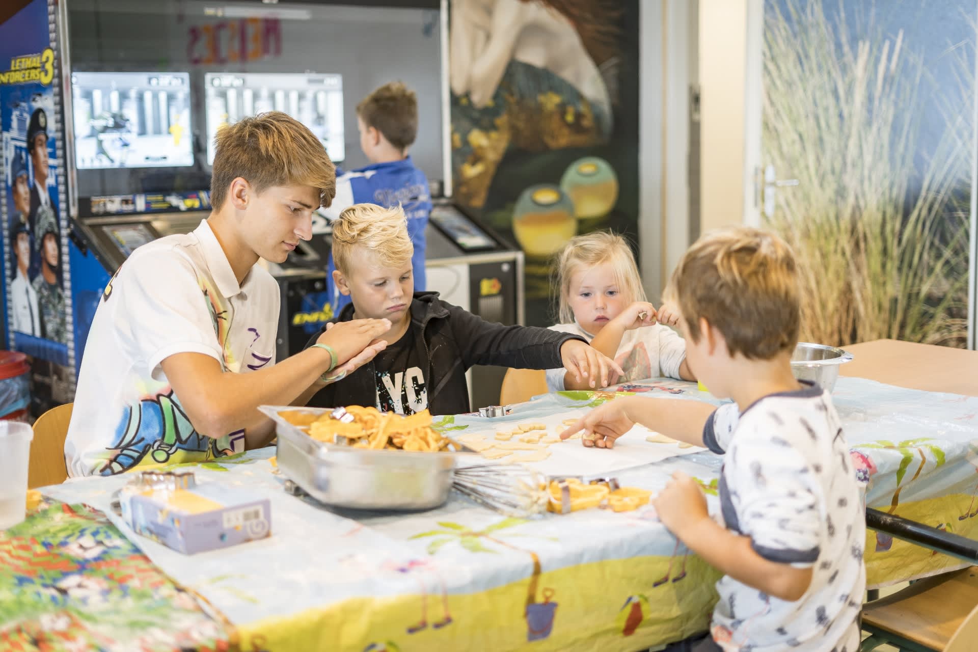 Camping Kogerstrand, koekjes bakken