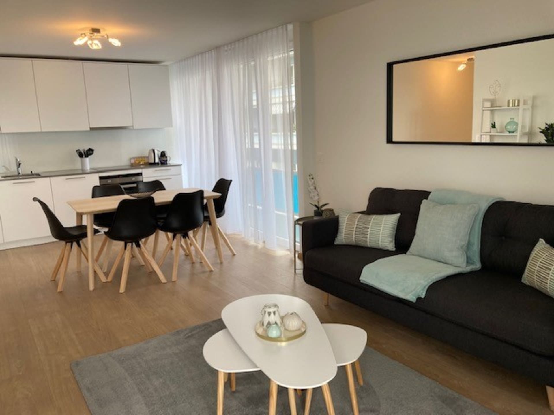 Living dining