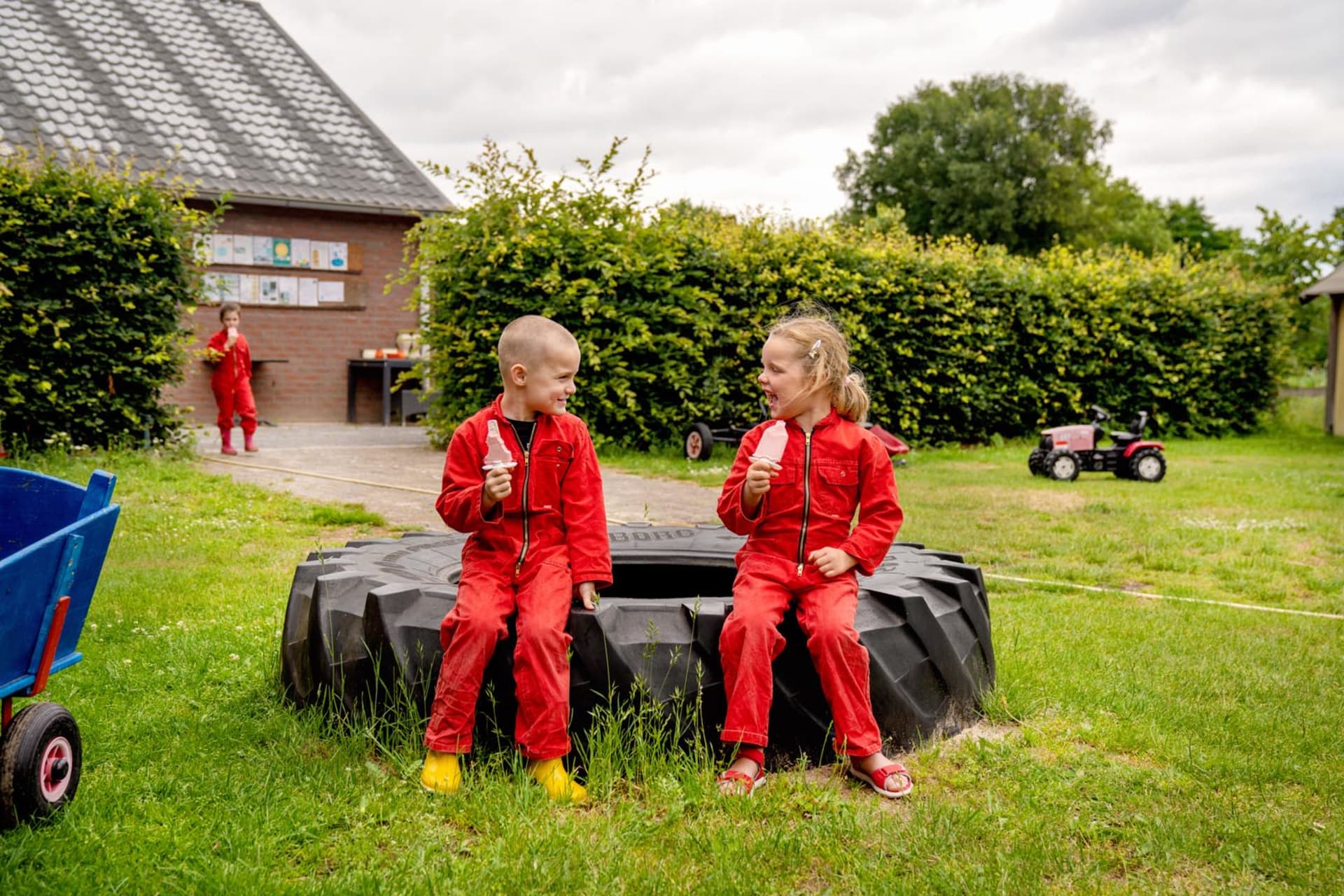 FarmCamps Op de Beemd Brabant ijsje opeten kin