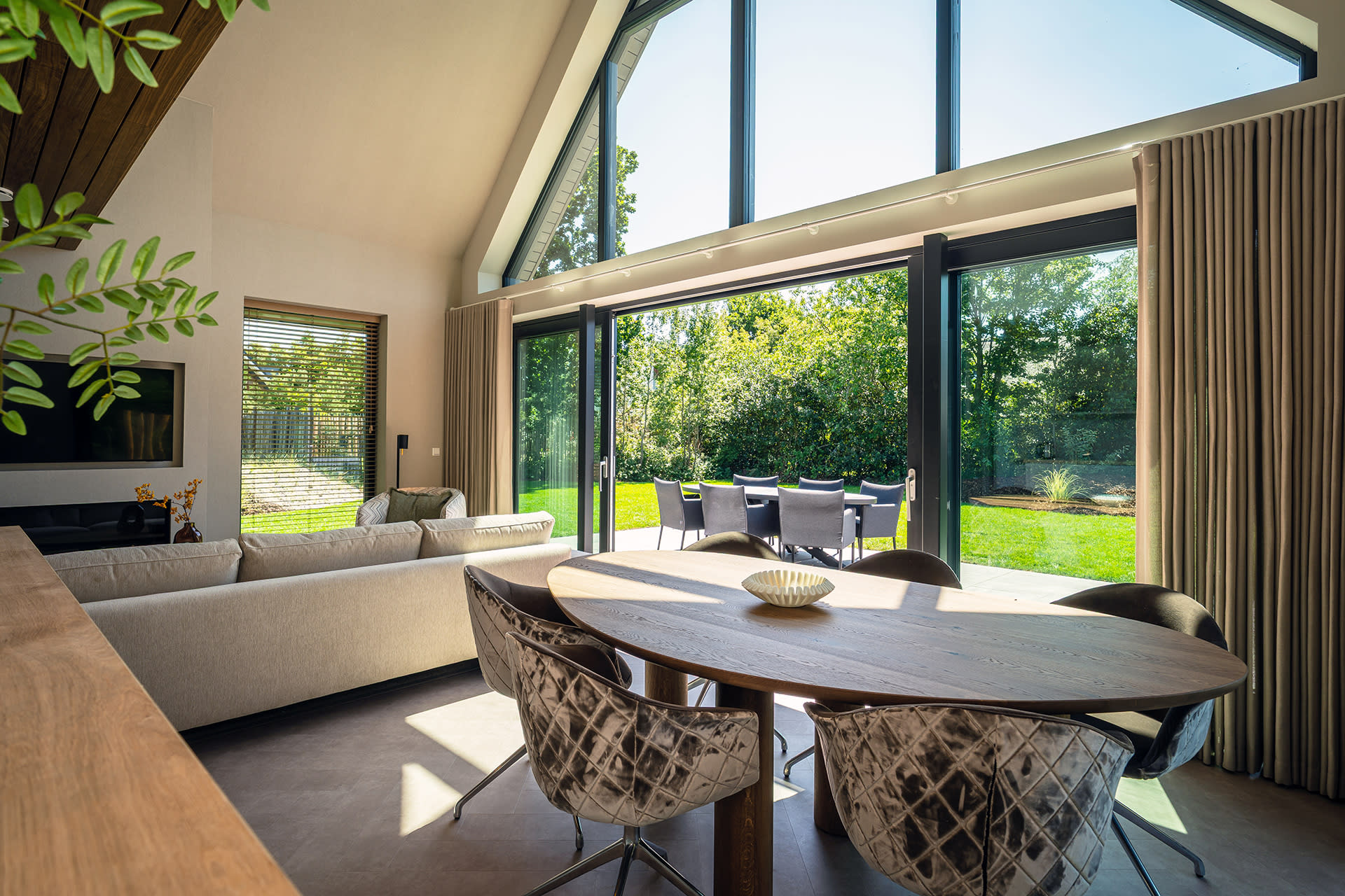 Deluxe villa 6p