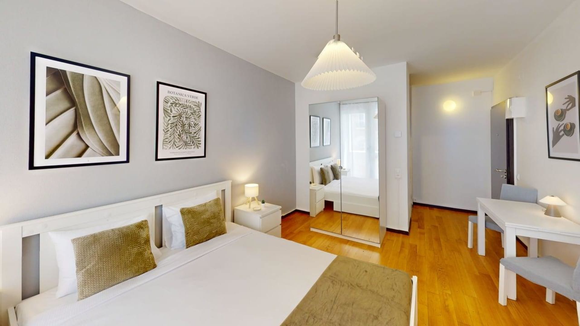 CL35-14-Bedroom 1
