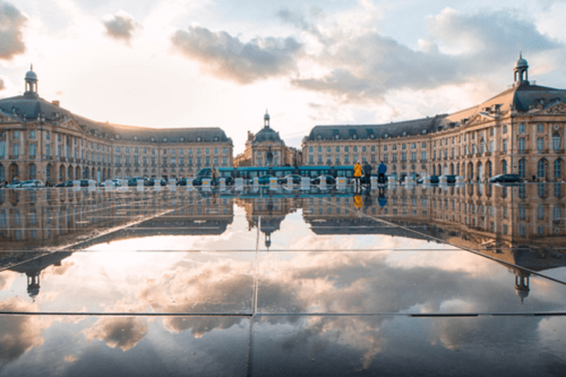 Pont de Pierre in Bordeaux