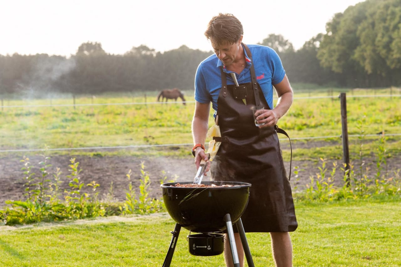 FarmCamps_De_Smulhoeve_Noord-Brabant_BBQ_vader