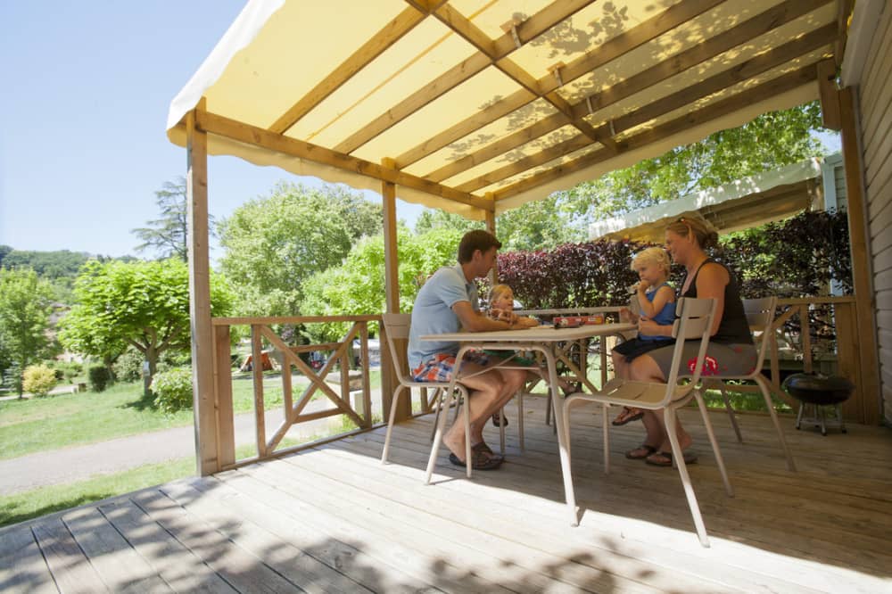 RCN-Belledone-Mobile-home-Besson-4BDV_plus_(1)