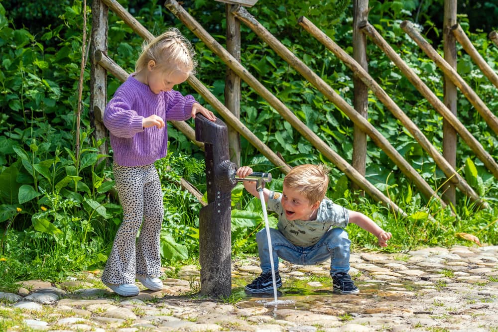 Kinderen-Spelen-Natuuravontuur-De-Krim-Texel