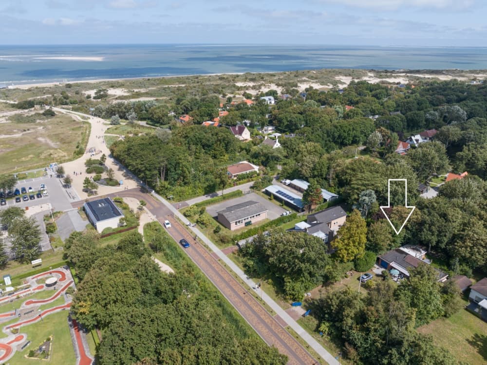 Foto_23,_Zoet_en_Zout_47_dronebeeld_II_met_pij