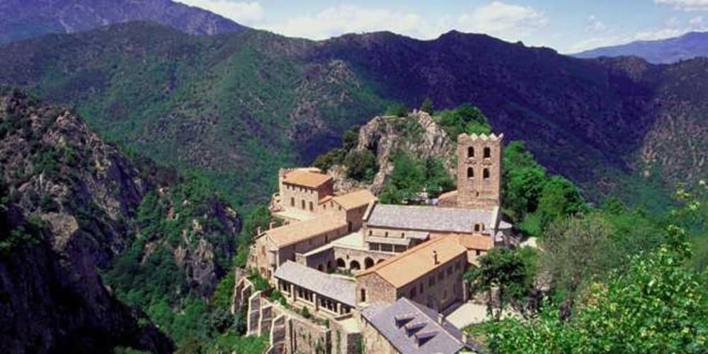 languedoc-rousillon-camping-scenery