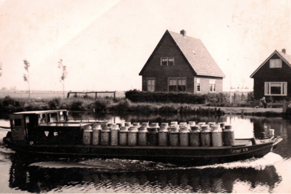 Melkboot-Ossenzijl-1927-600x377