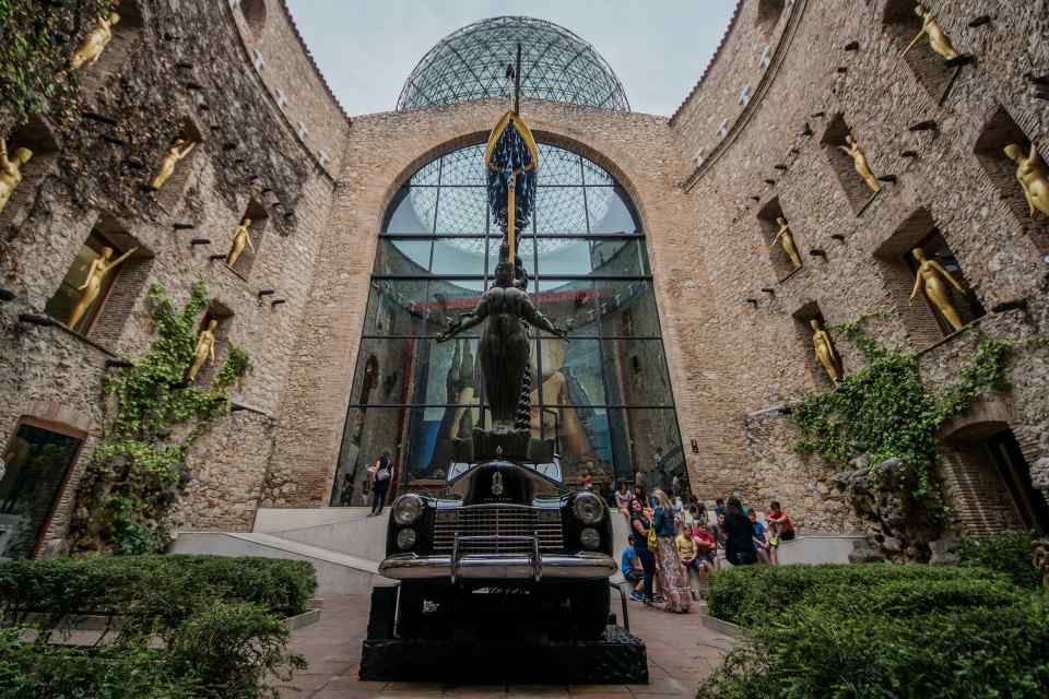 190719114842-02-dali-museum-photos-restricted