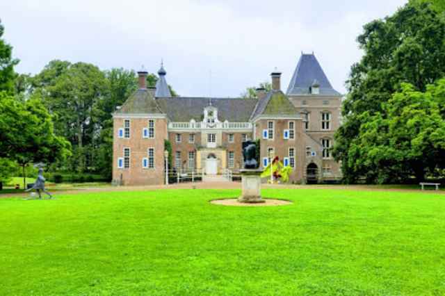 Museum de Fundatie - Castle Het Nijenhuis