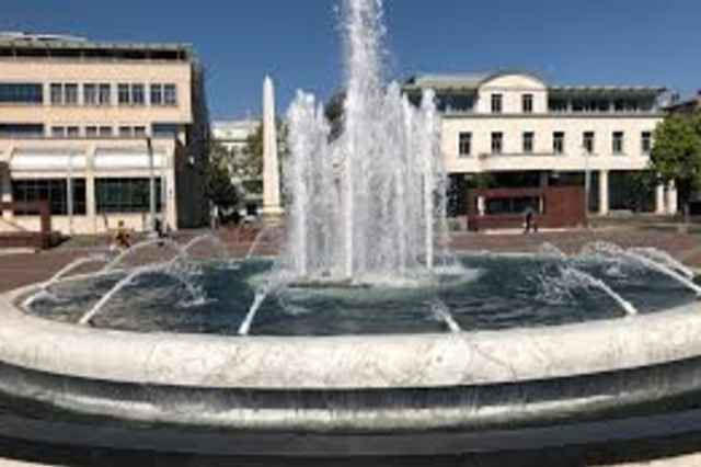Trg Republike Fountain