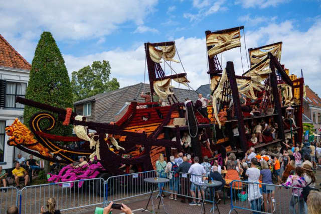 30 Augustus - Bloemen Corso 