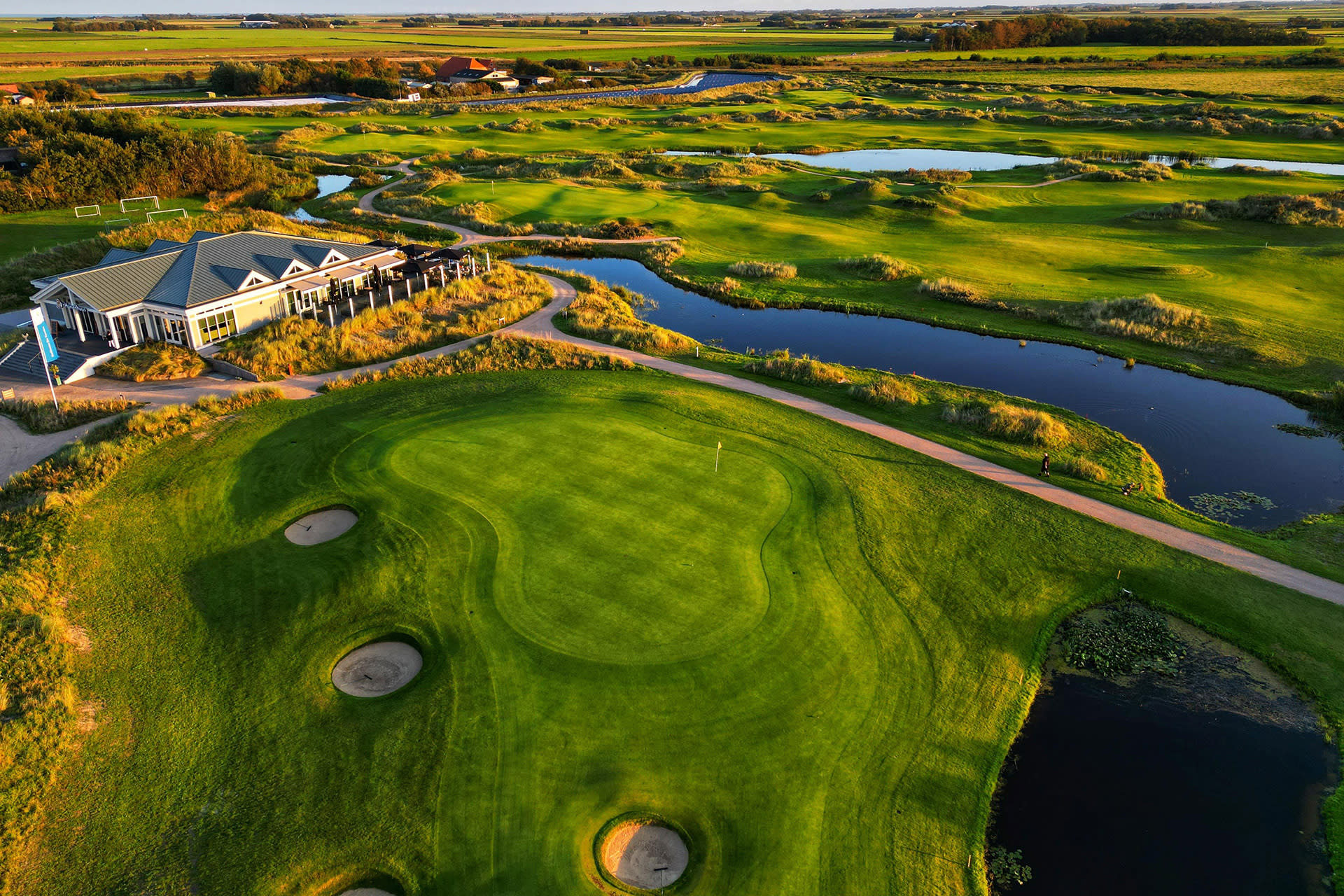 Luchtfoto-Golfbaan-De-Texelse-Hole-9-De-Krim-T