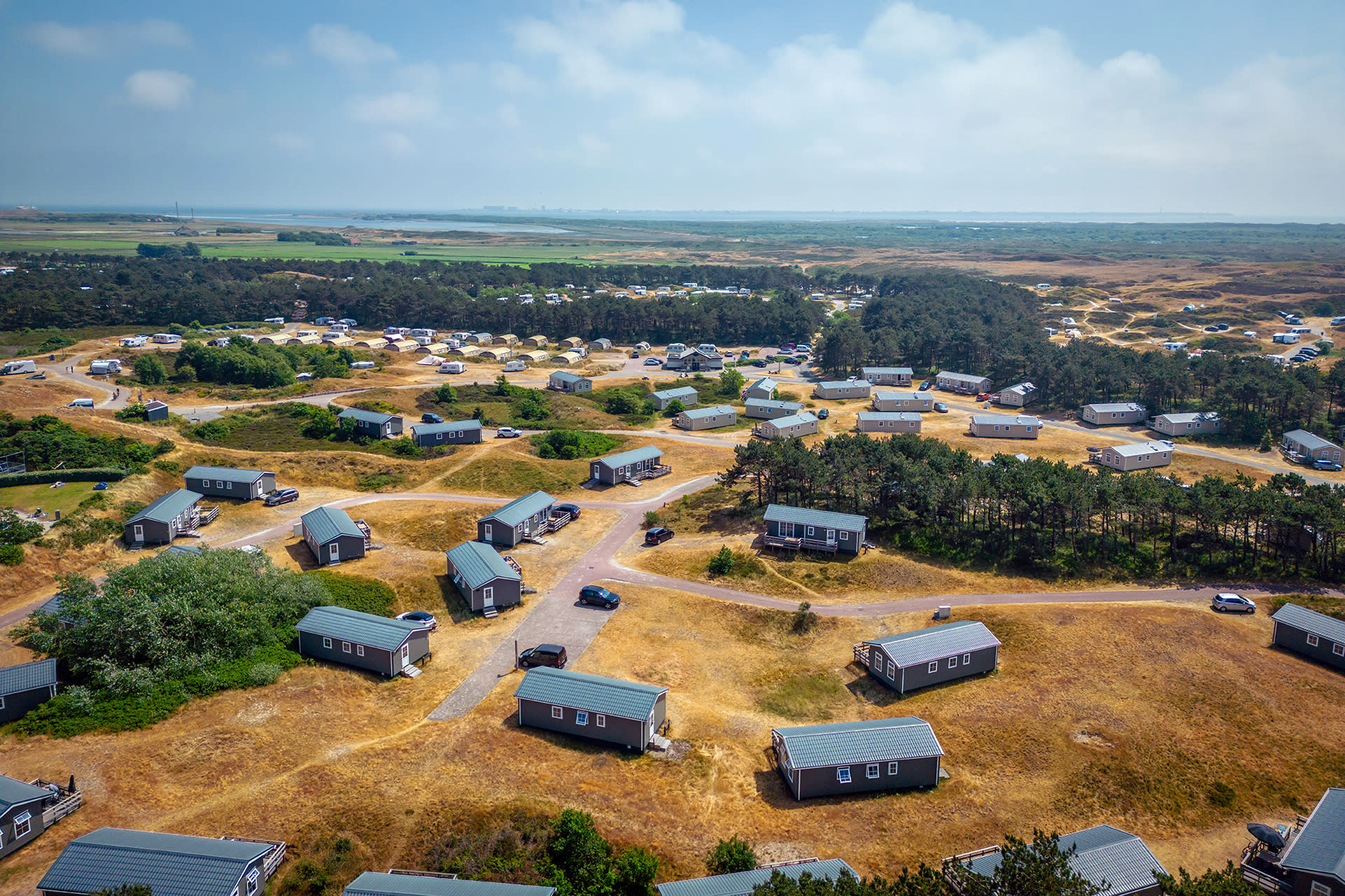 Luchtfoto-Chalet-Camping-Loodsmansduin-De-Krim