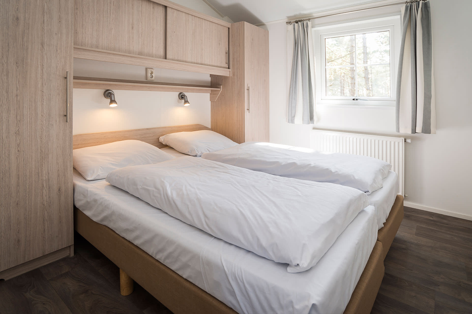 Camping Loodsmansduin, chalet De Hors, bedroom