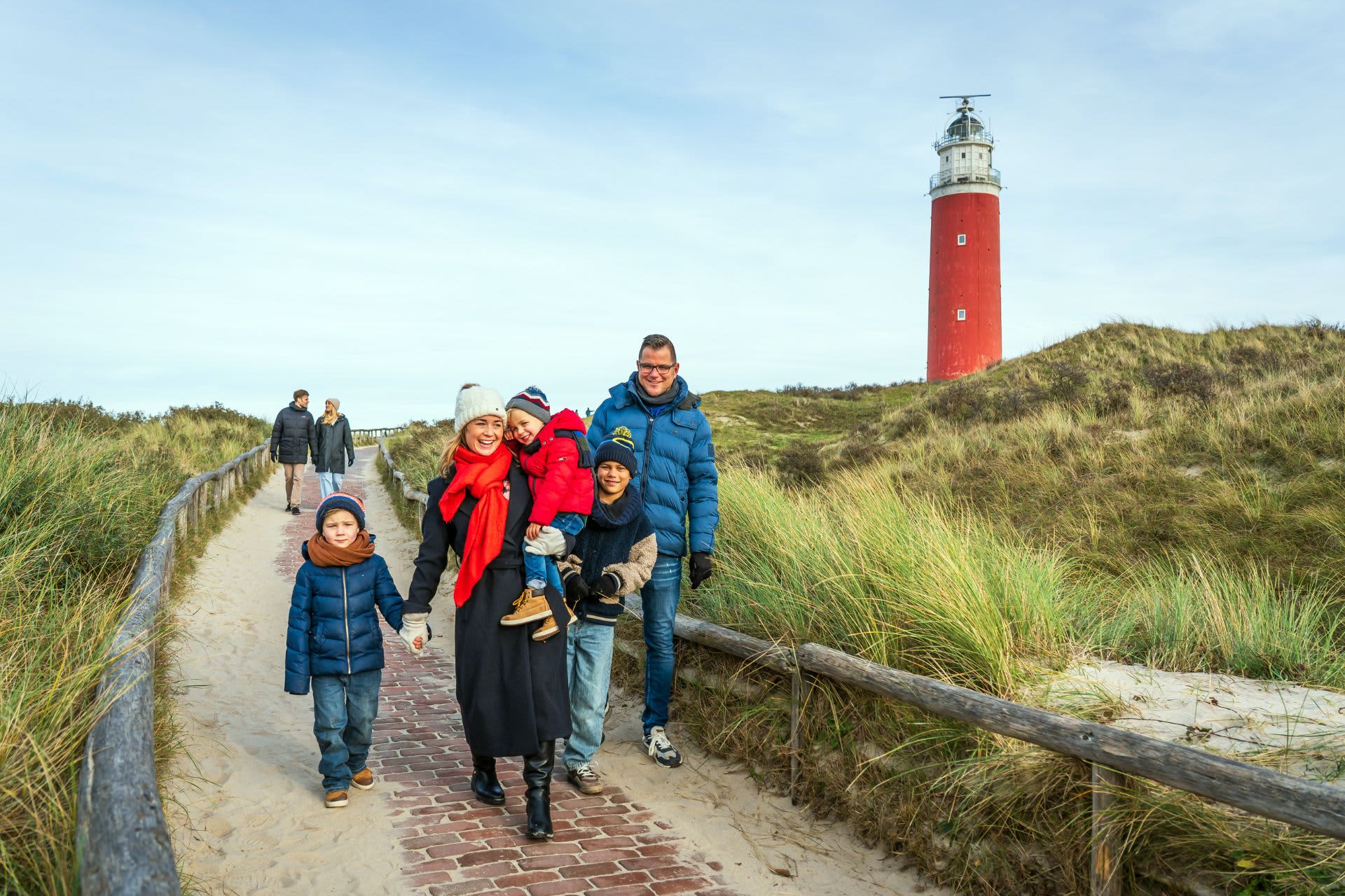 Gezin-vuurtoren-wandelen