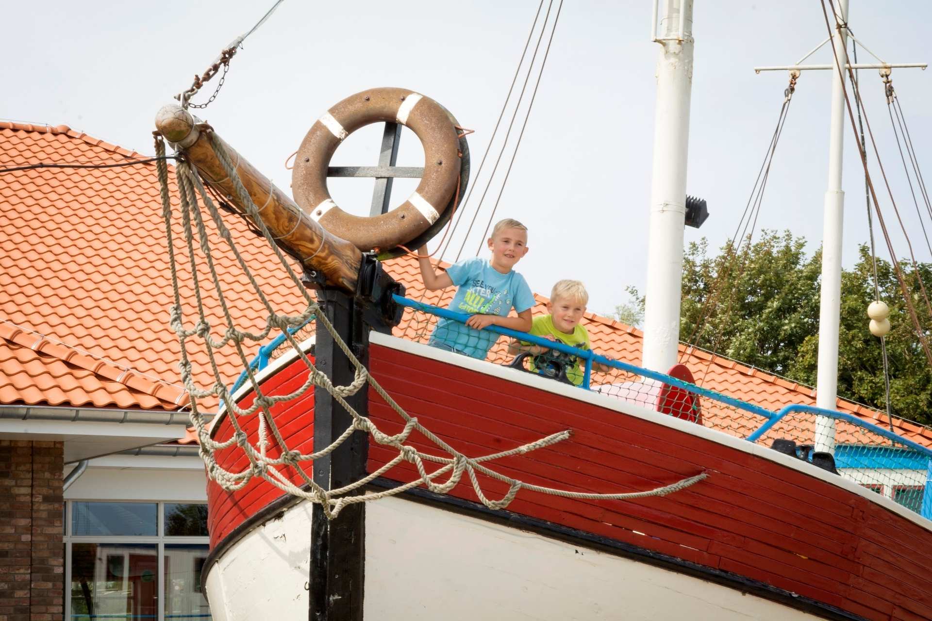 Vakantiepark De Krim, speelschip