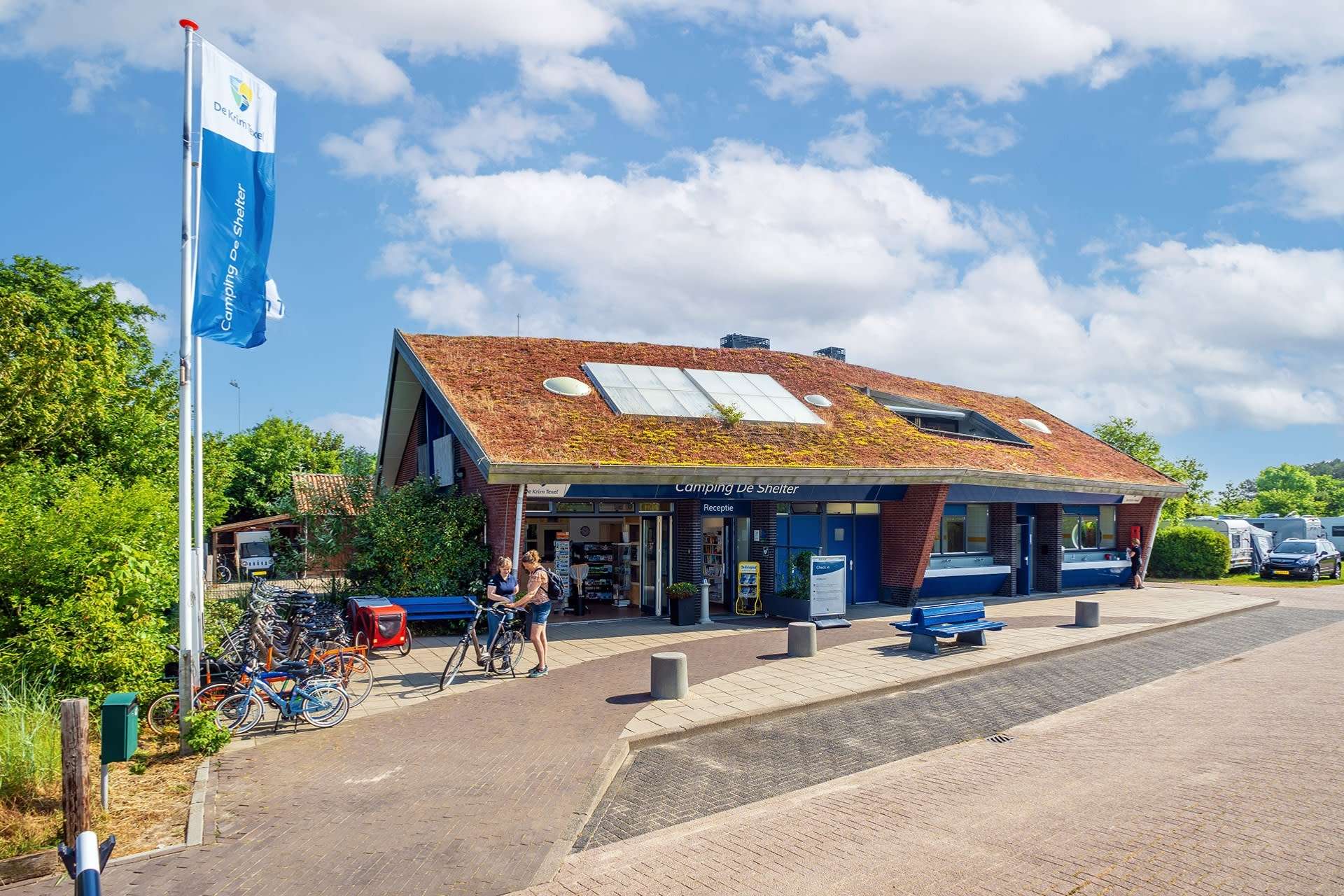 Reception building at Camping De Shelter