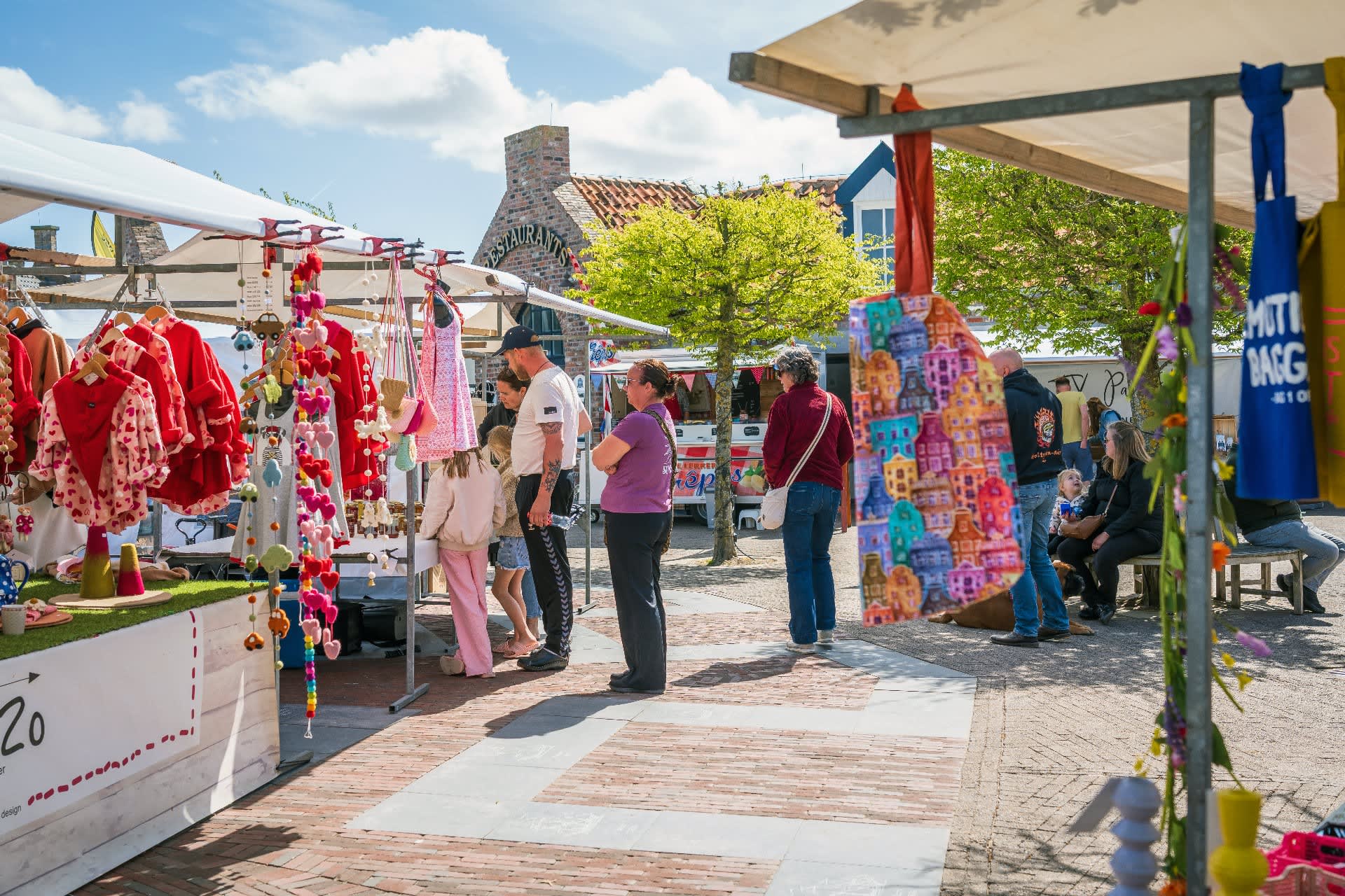 Lentefair_De_Krim_Texel_kramen