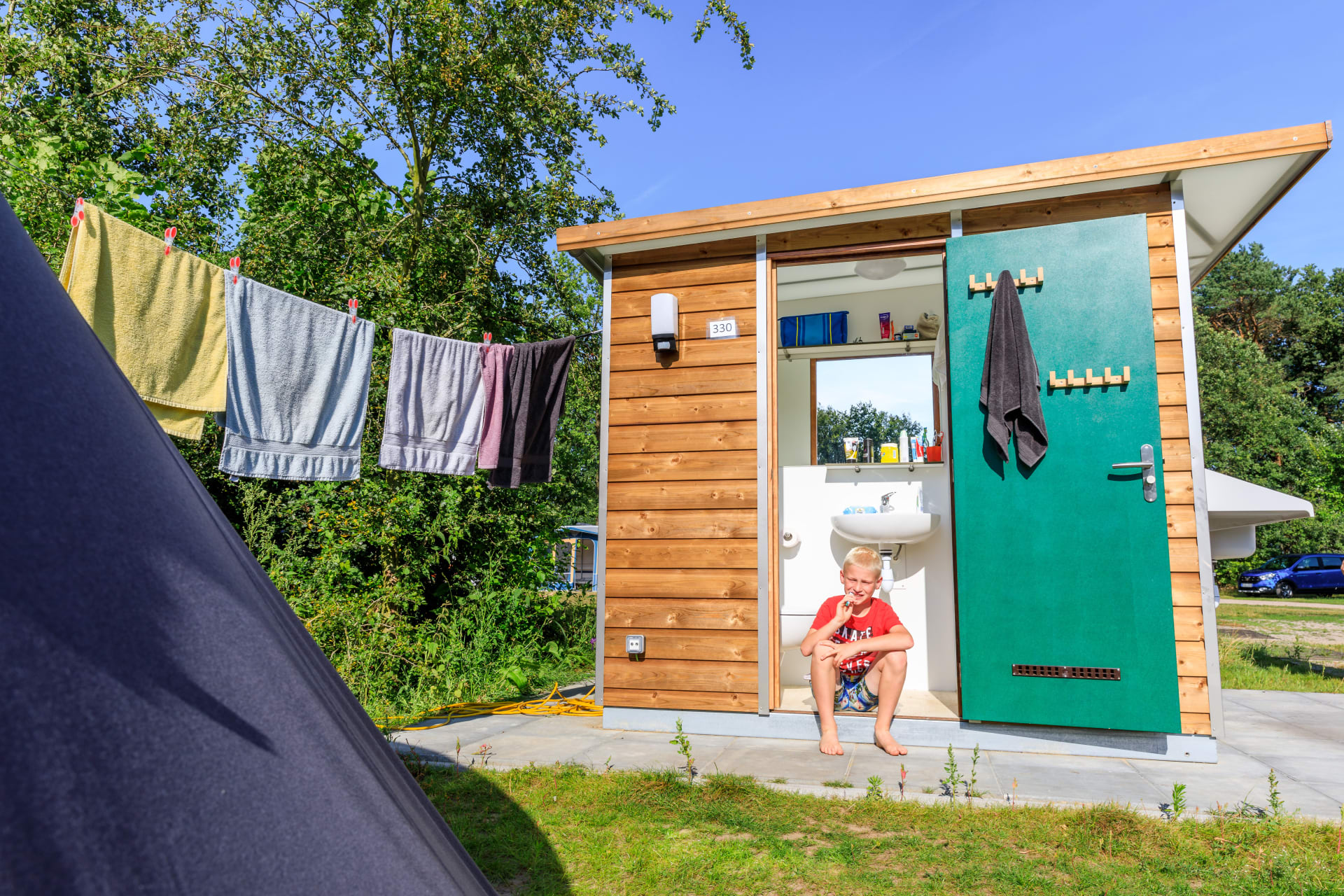 camping RCN Zeewolde | Kampeerplaats met prive sanitair