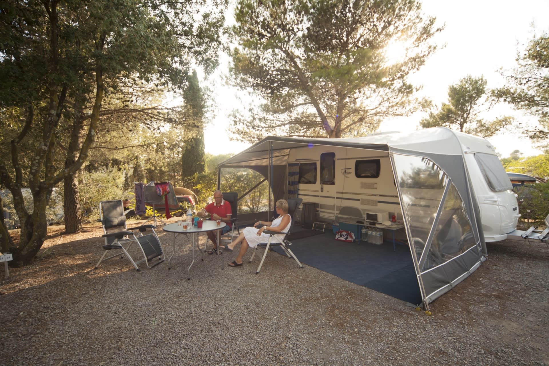 camping RCN Domaine de la Noguière | Kampeerplaats met privé sanitair comfort