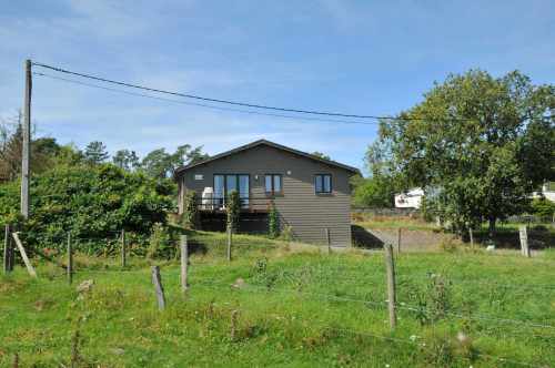 Gerenoveerde chalet met 2 slaapkamers