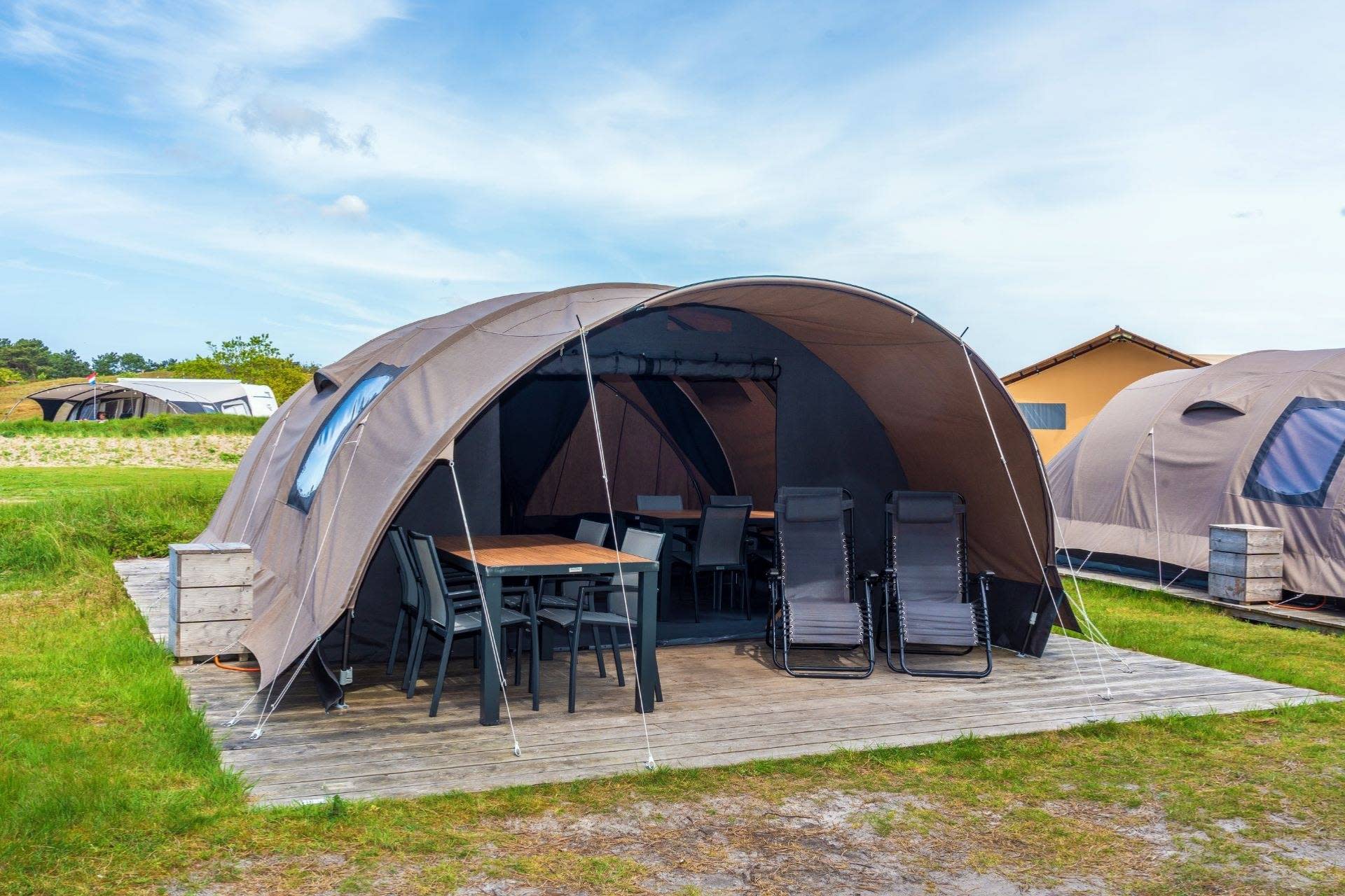 Fully equipped arch tent at Camping Loodsmansduin